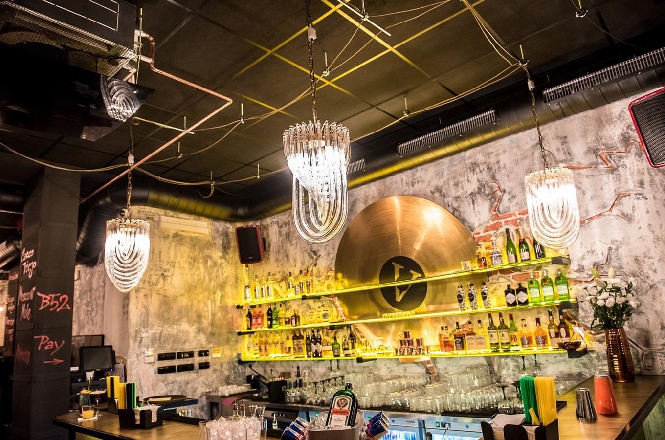 Kudy z nudy Vinyl bar Music Bar