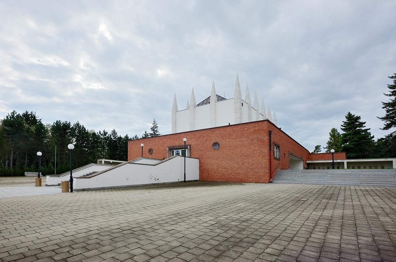 Krematorium a kolumbárium v Brně