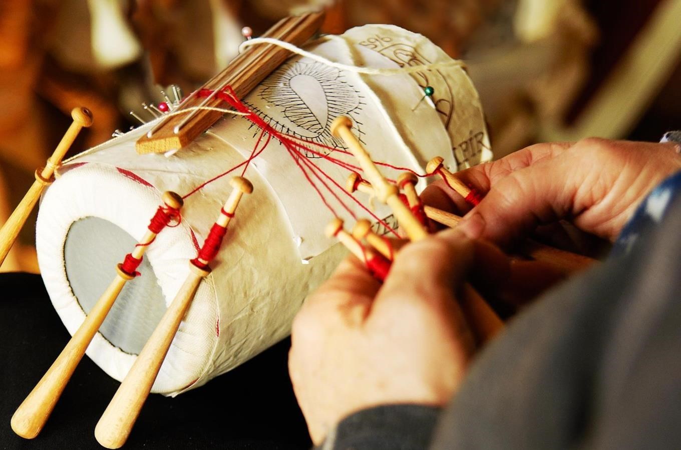 Mistr a žák - kurzy tradičních řemesel v Hanáckém skanzenu Příkazy