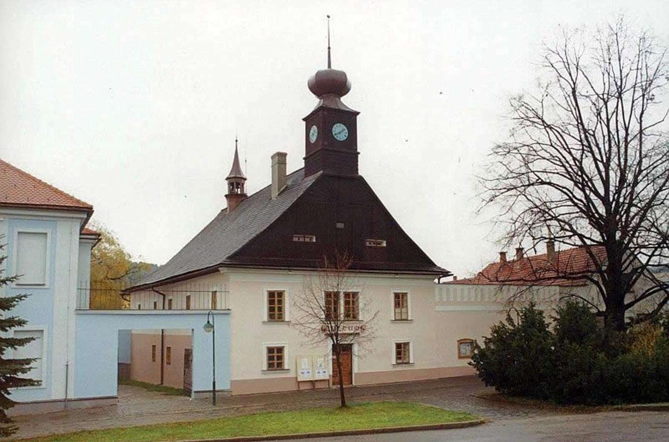 Městské muzeum ve Staré radnici a Červeném domě Valašské Klobouky