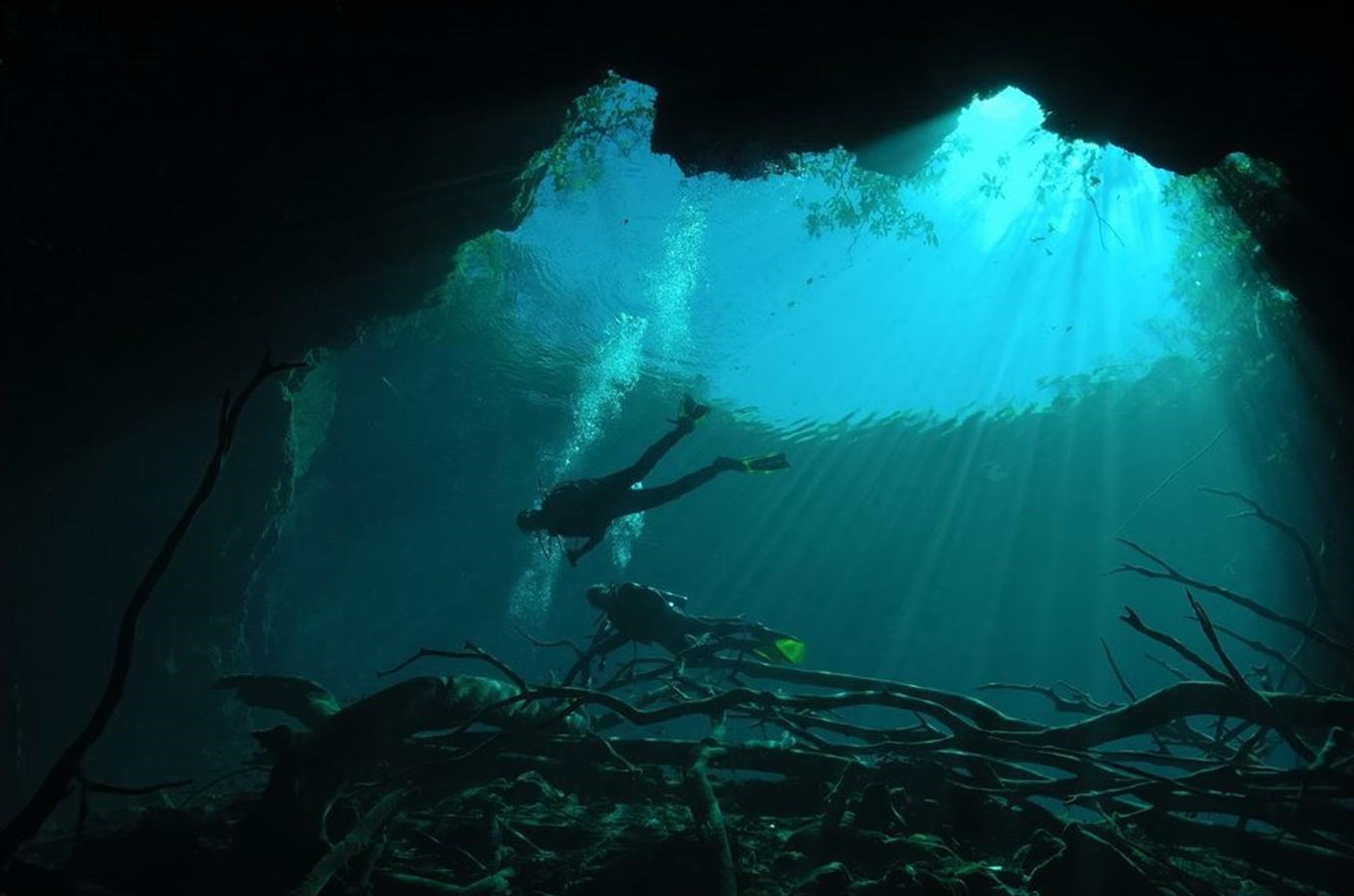 Hranická propast - nejhlubší zatopená jeskyně světa