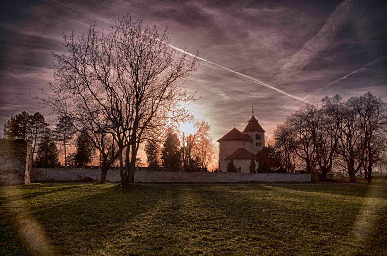 Hradiště Budeč – nejstarší kamenná stavba v České republice