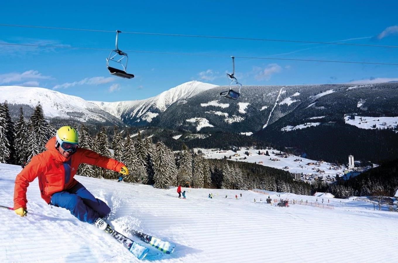 50 tipů na nejlepší skiareály a sjezdové lyžování