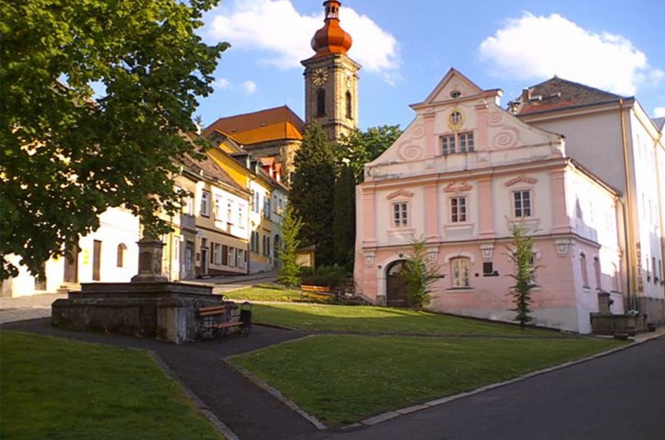 Kostel sv. Jiří v Bečově nad Teplou