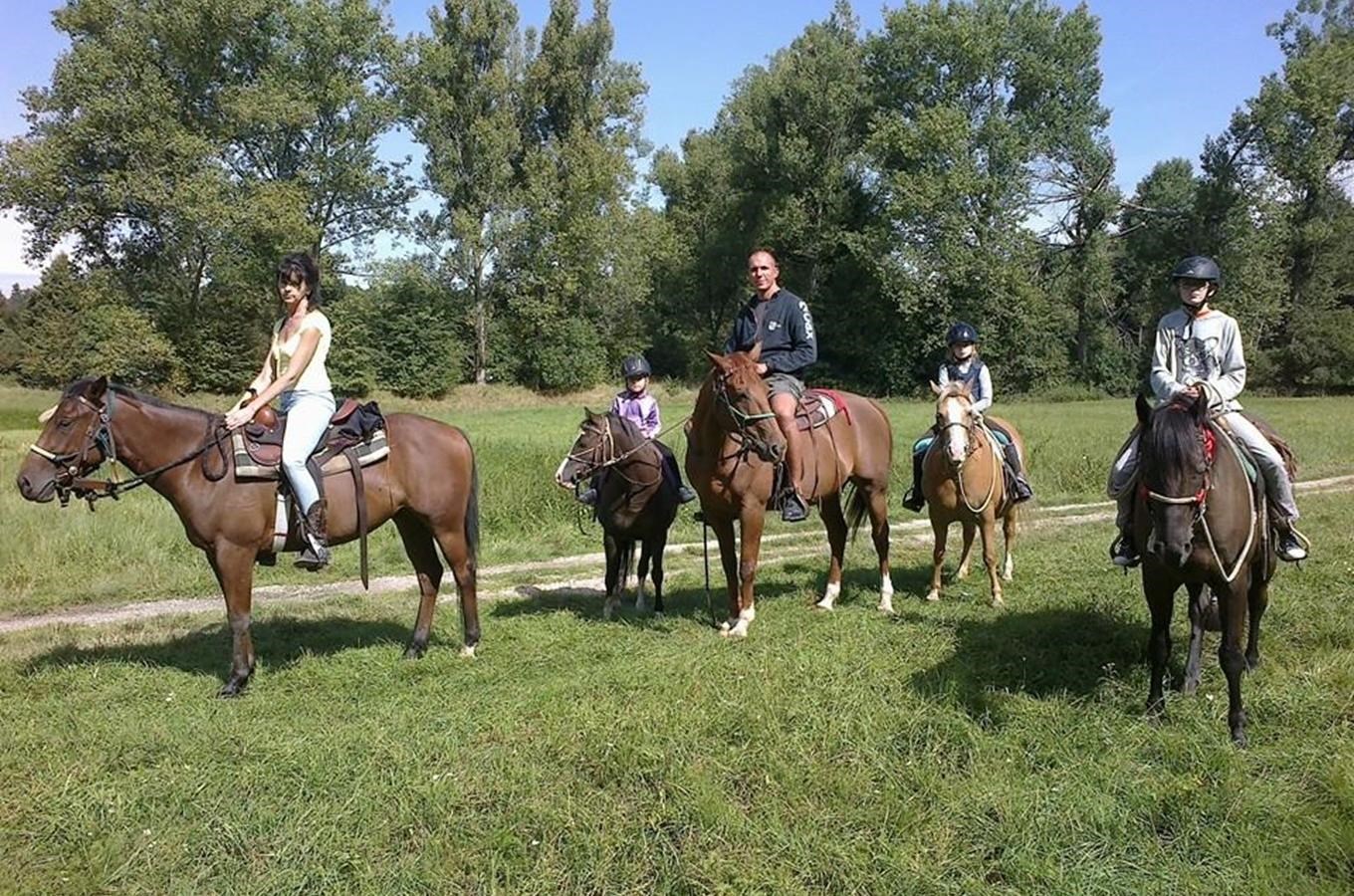 Ranč Orlice ve Štěnkově - westernová jízda na koních