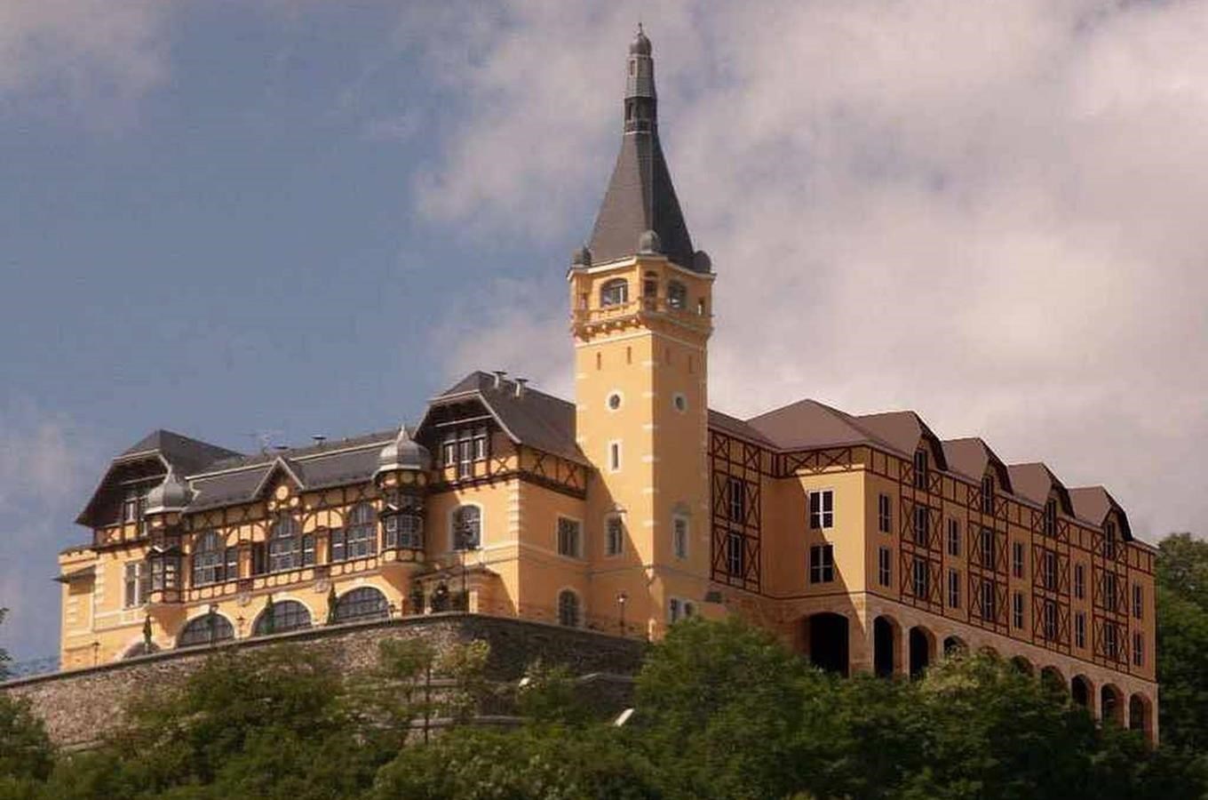 Hotel Větruše - zámecký hotel v Ústí nad Labem