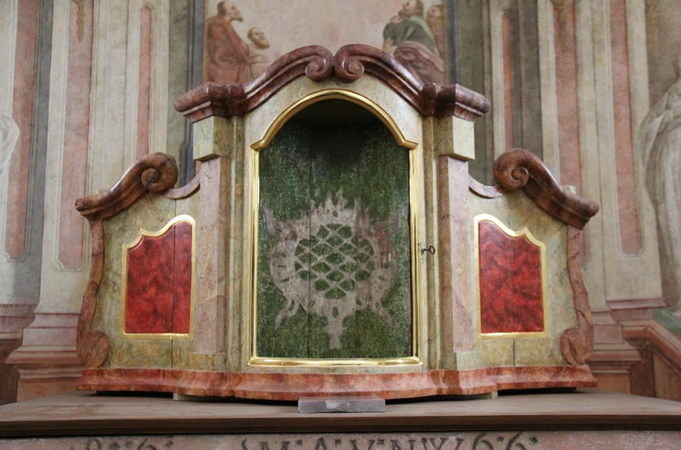 Kudy z nudy - Zámek Návarov u Zlaté Olešnice