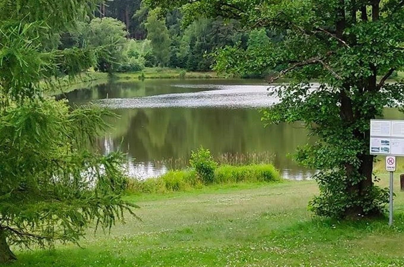 Ekonocležiště u rybníku Koupaliště v Novém Městě na Moravě