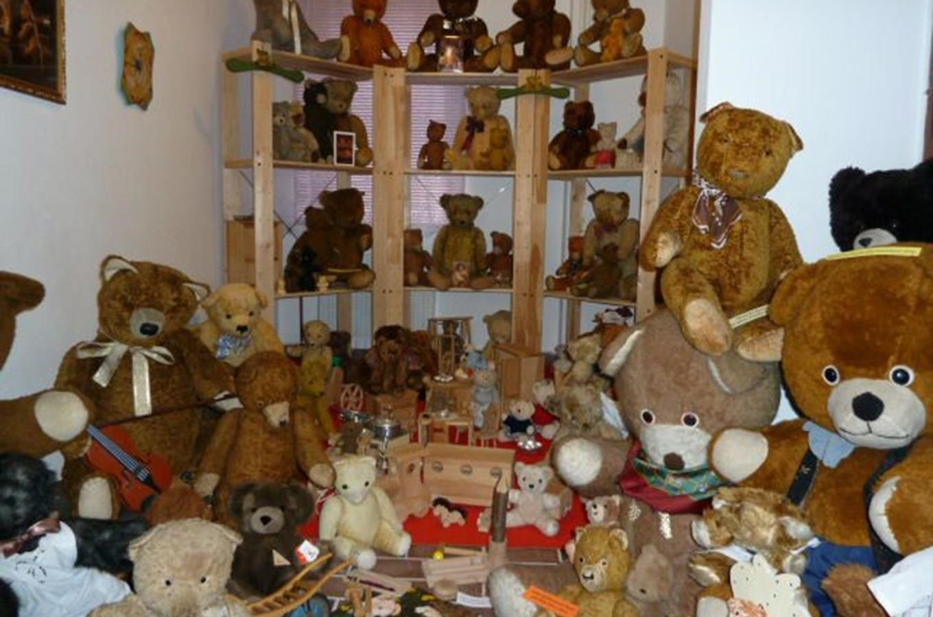 Muzeum panenek a medvídků v Troskovicích