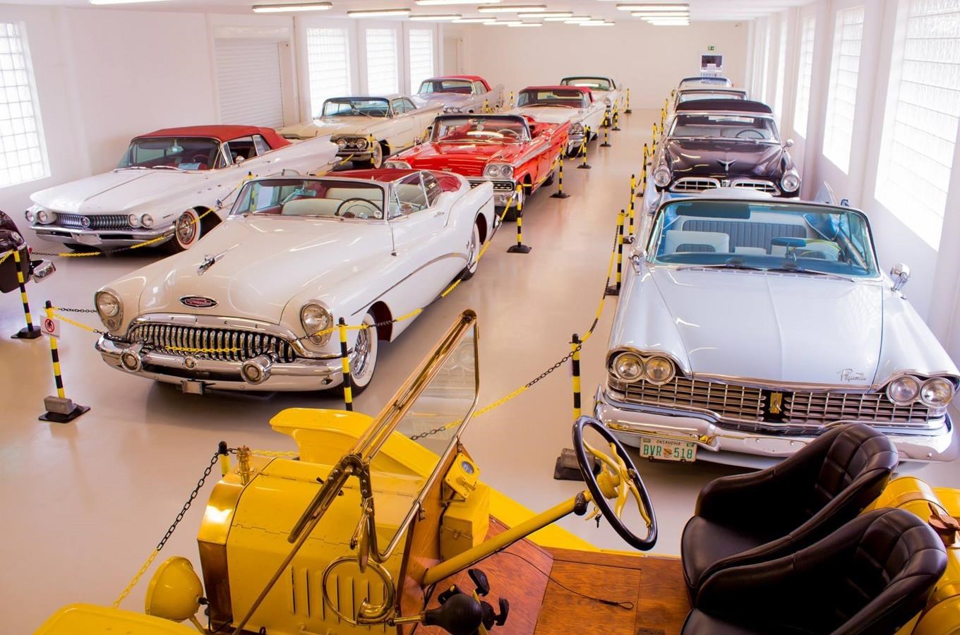 Muzeum amerických historických automobilů JK Classics v Lužné u Rakovníka