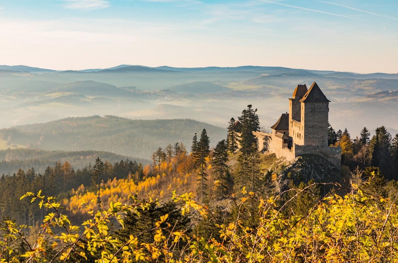Hrad Kašperk - nejvýše položený královský hrad v Čechách
