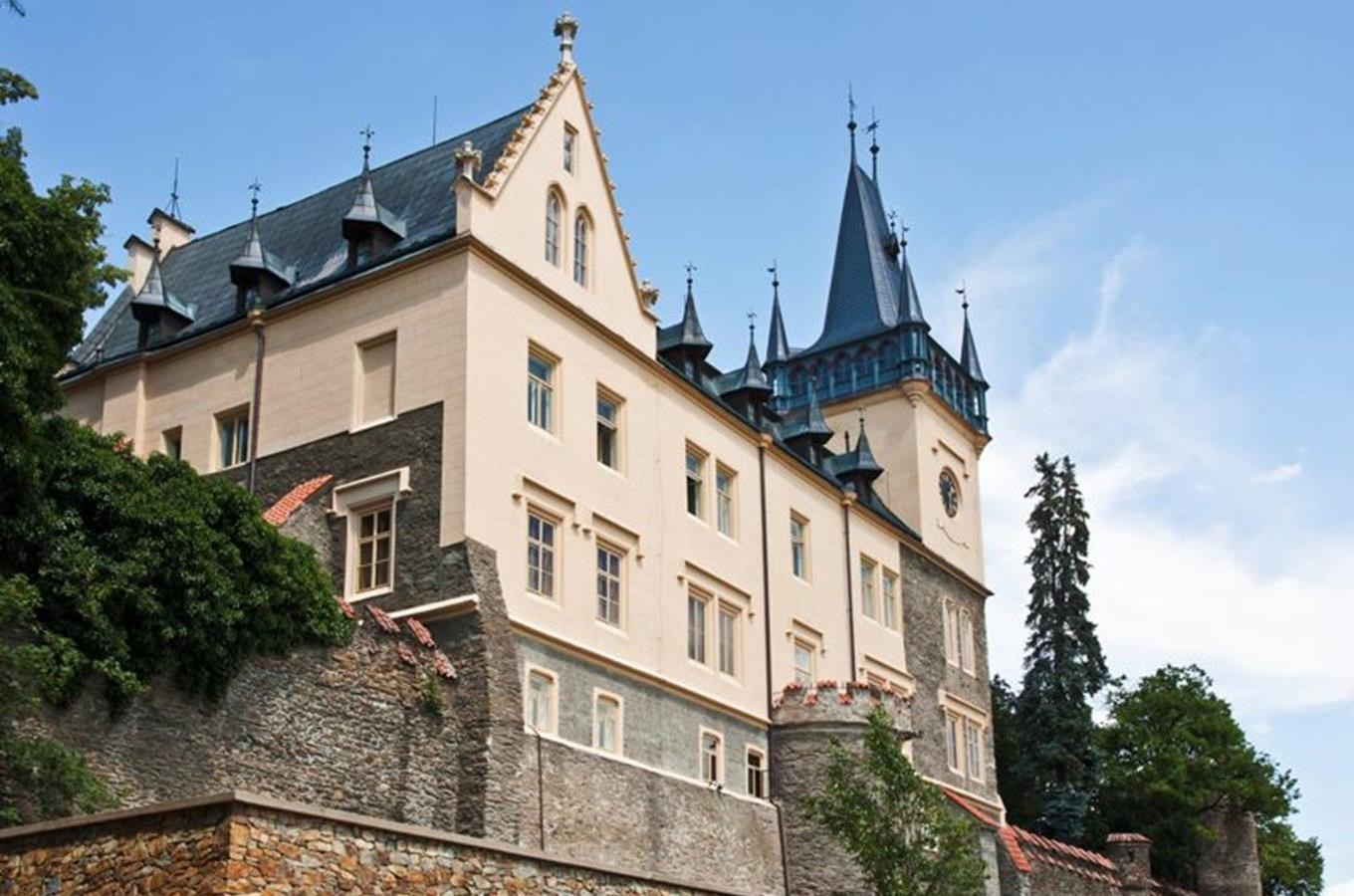 Zámek Zruč nad Sázavou - zámek opředený tajemstvím
