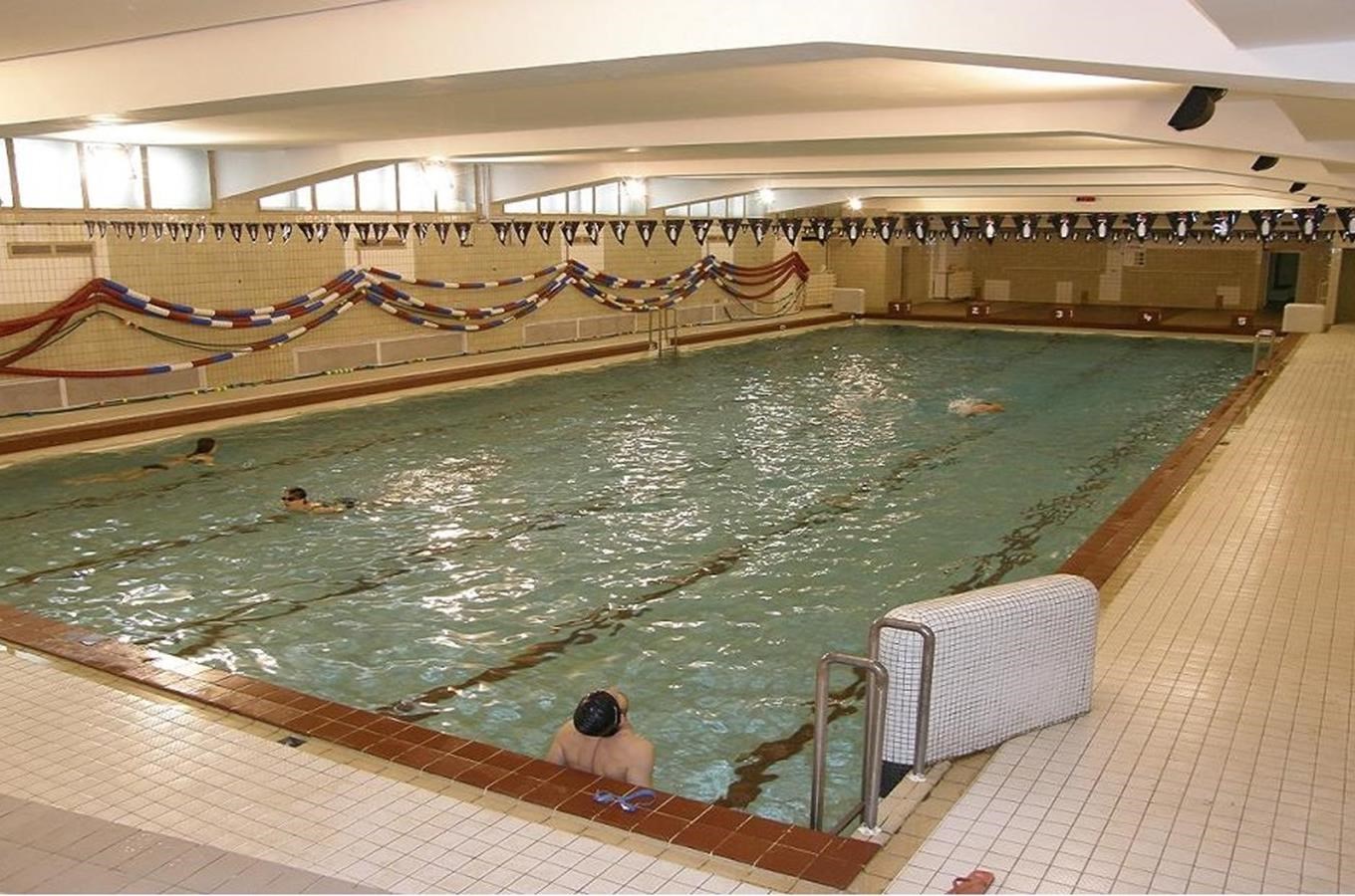 Bazén na Vinohradech s dlouhou tradicí
