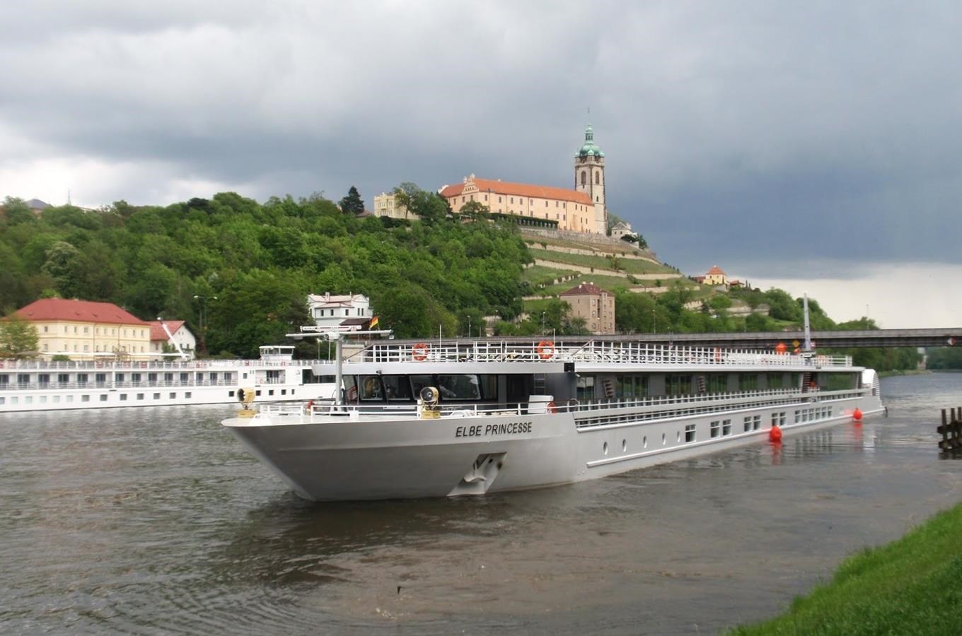 Loď Labská princezna – největší říční kabinová loď na českých vodách