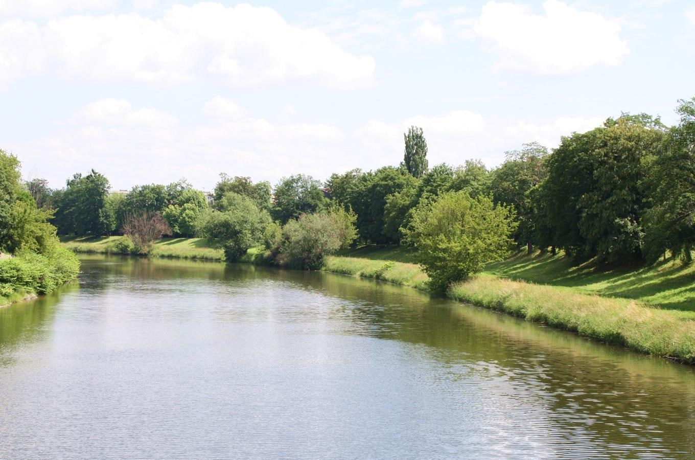 Kudy z nudy - Řeka Bečva – řeka sjízdná po celý rok