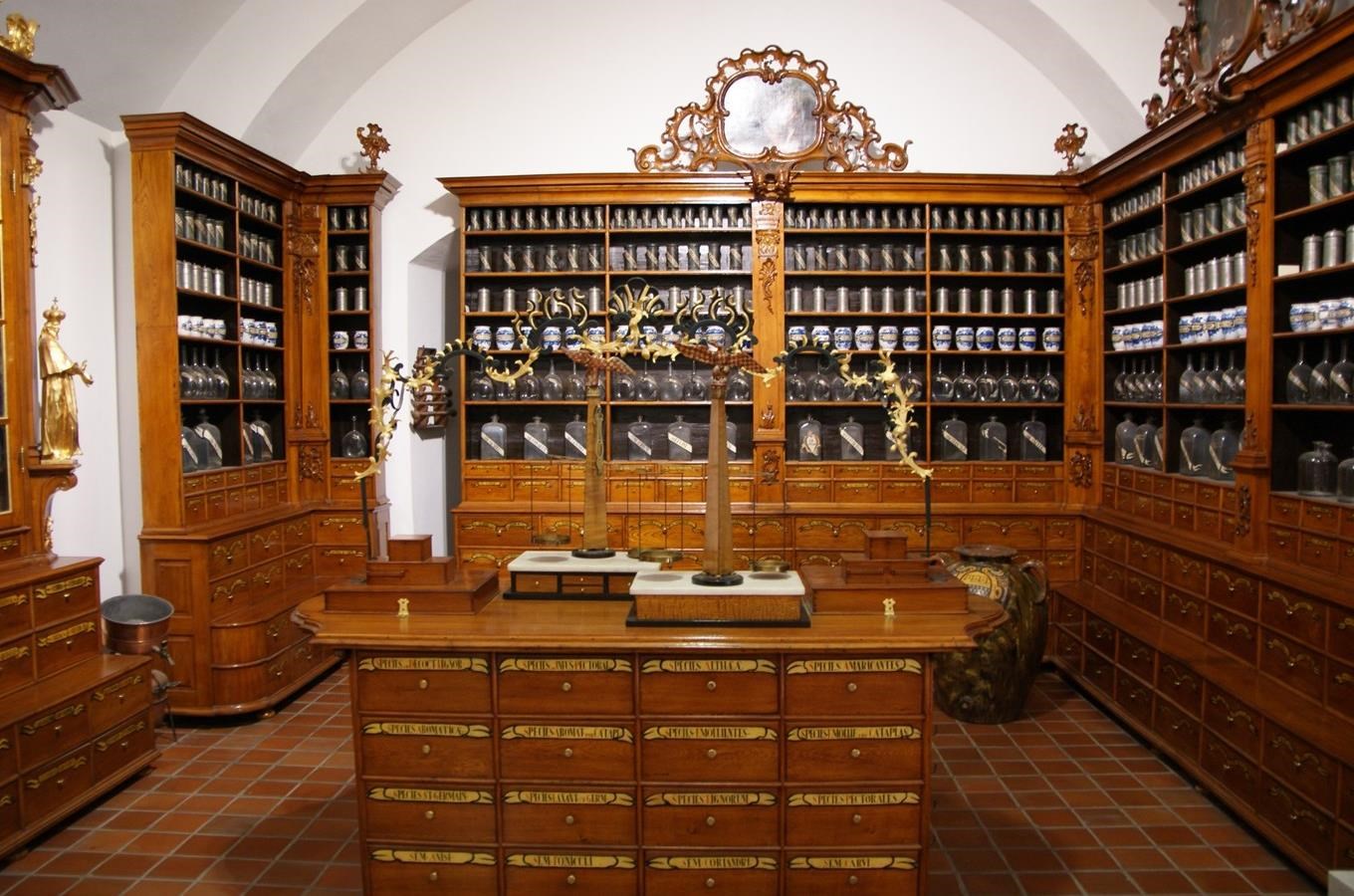 Expozice barokní lékárna na Špilberku