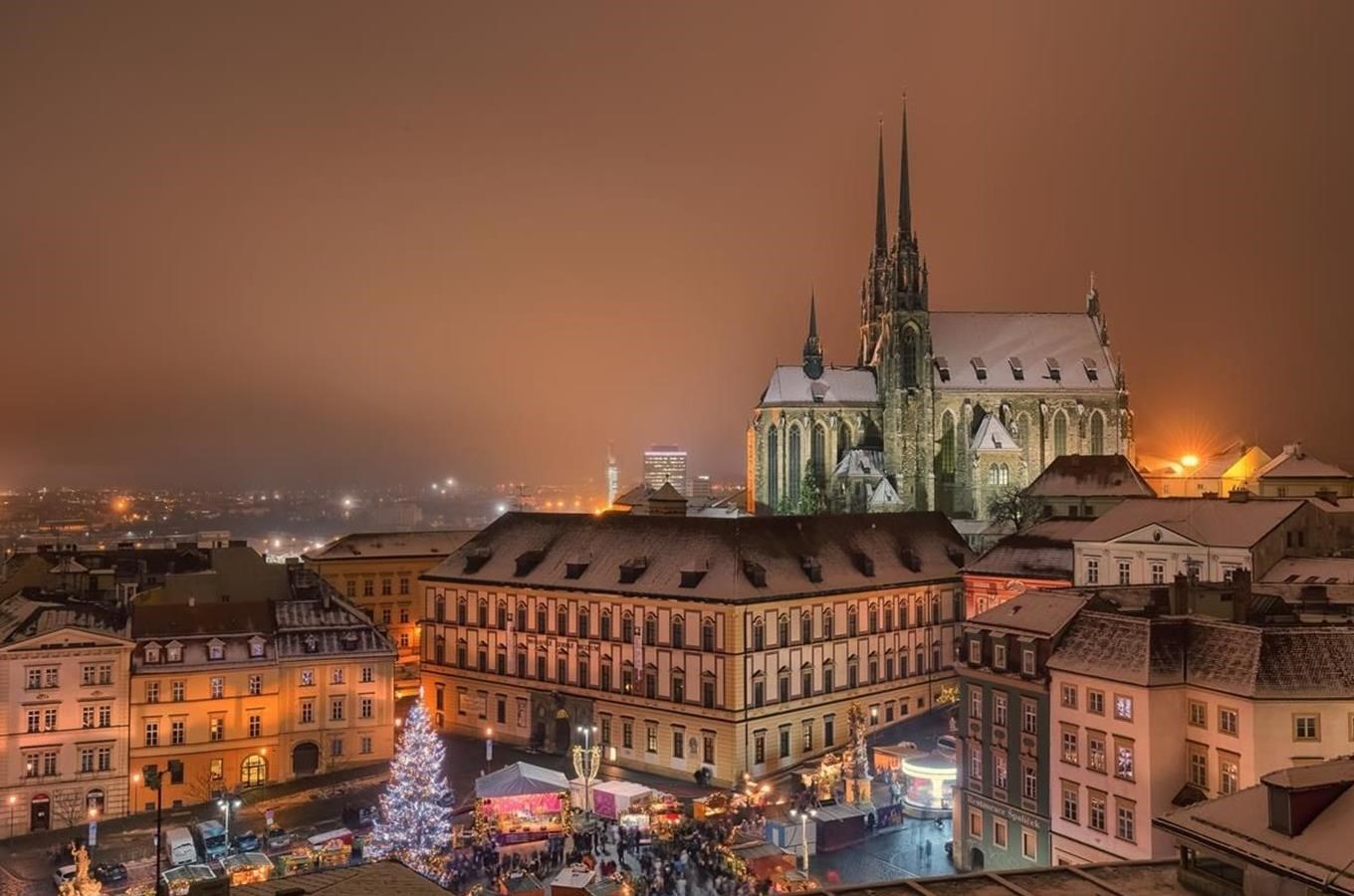 Výsledok vyhľadávania obrázkov pre dopyt kudy z nudy 1. Vianočné trhy Brno