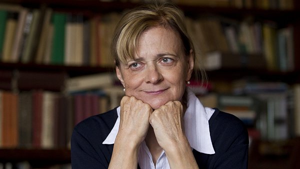 Kudy z nudy Daniela Hodrová Točité věty