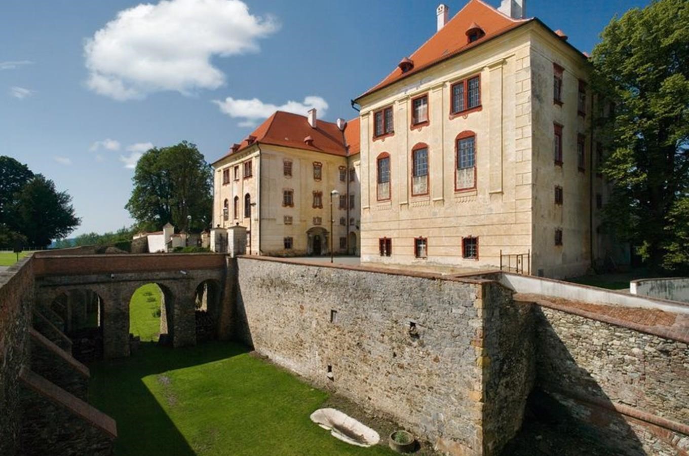 Zámek Kunštát - jeden z nejstarších moravských hradů