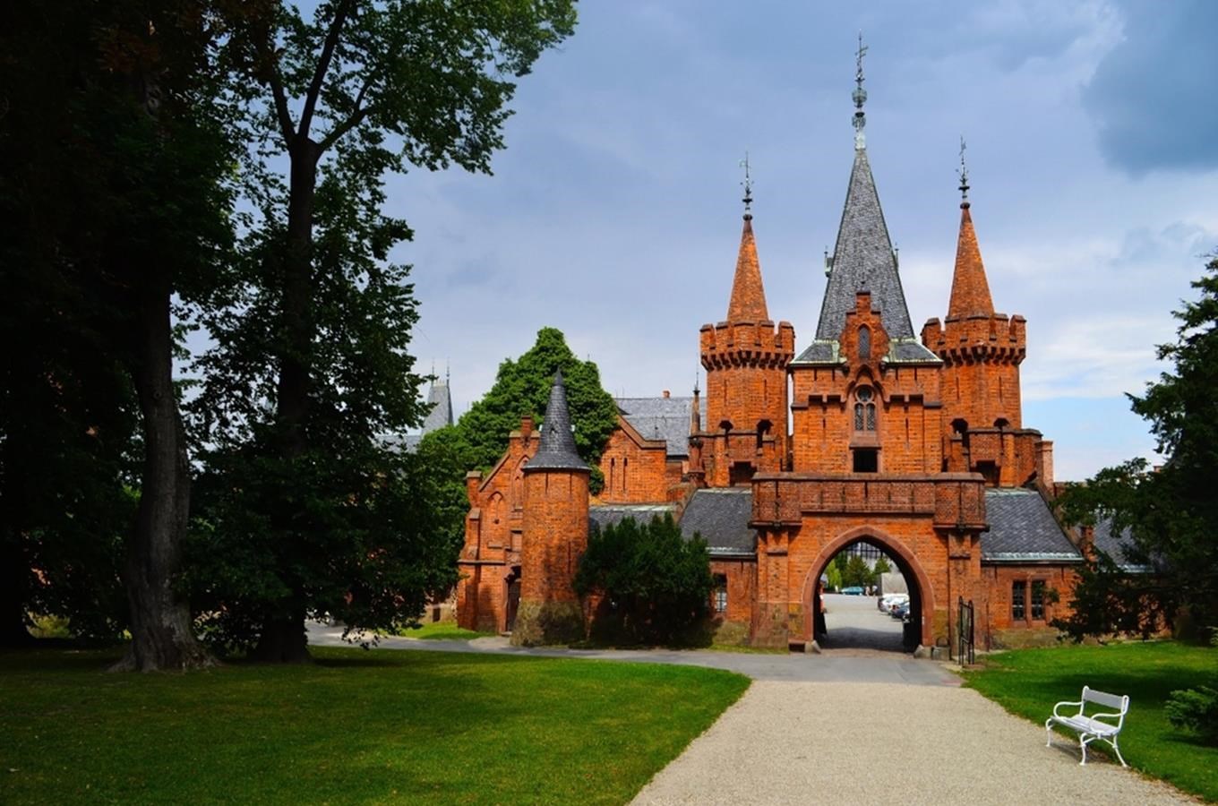 Zámek Hradec nad Moravicí - zámek, který hrál po 700 let prim v dějinách českých zemí