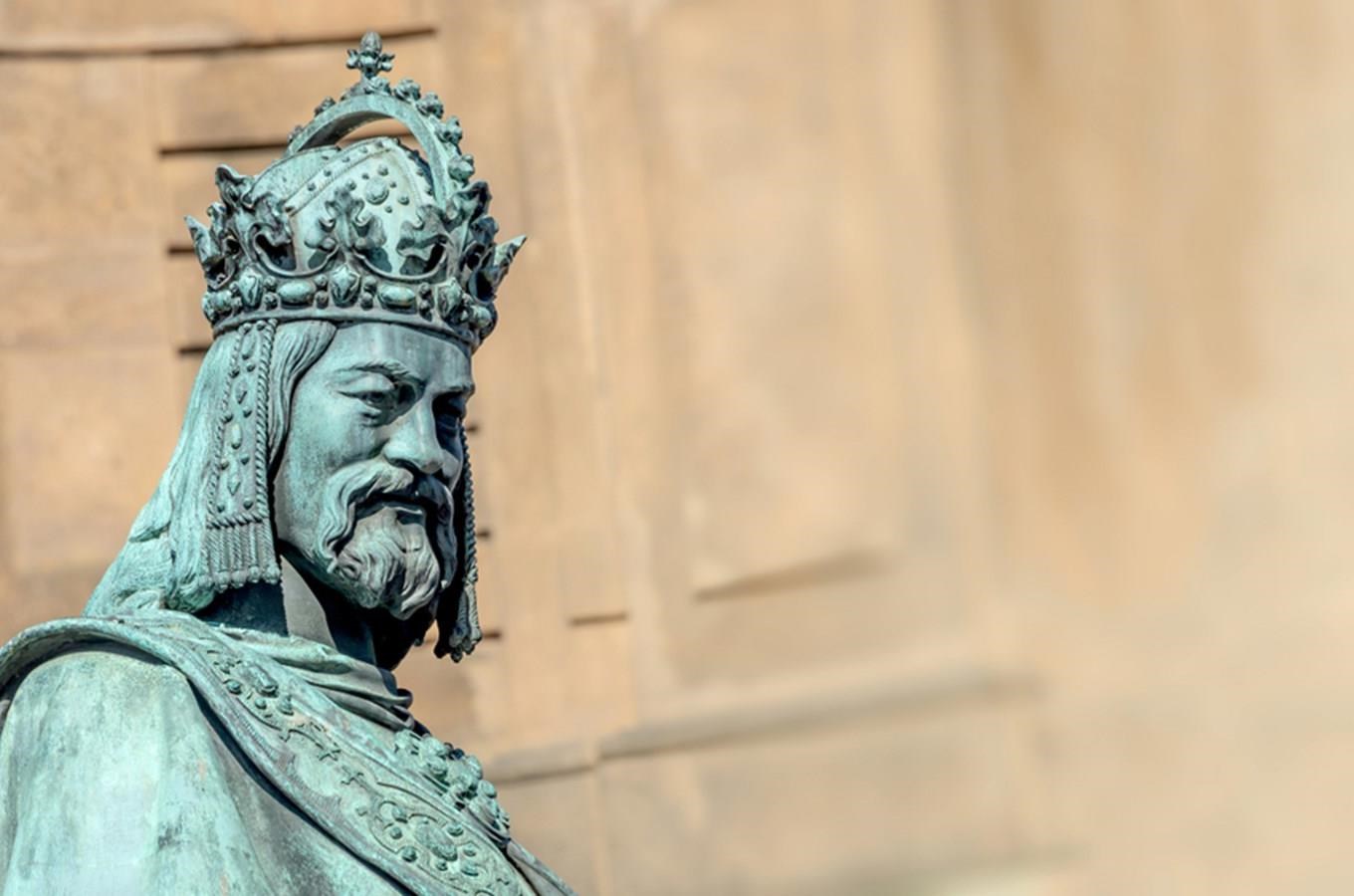 Karel IV., rytíř i zbožný sběratel ostatků, se narodil před 706 lety