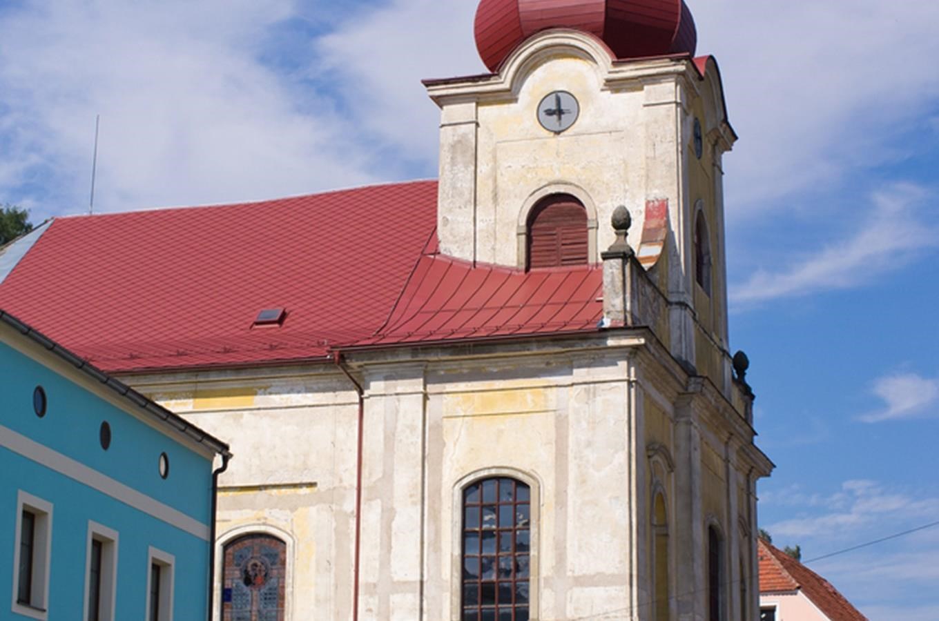 Kostel sv. Vavřince v Teplicích nad Metují