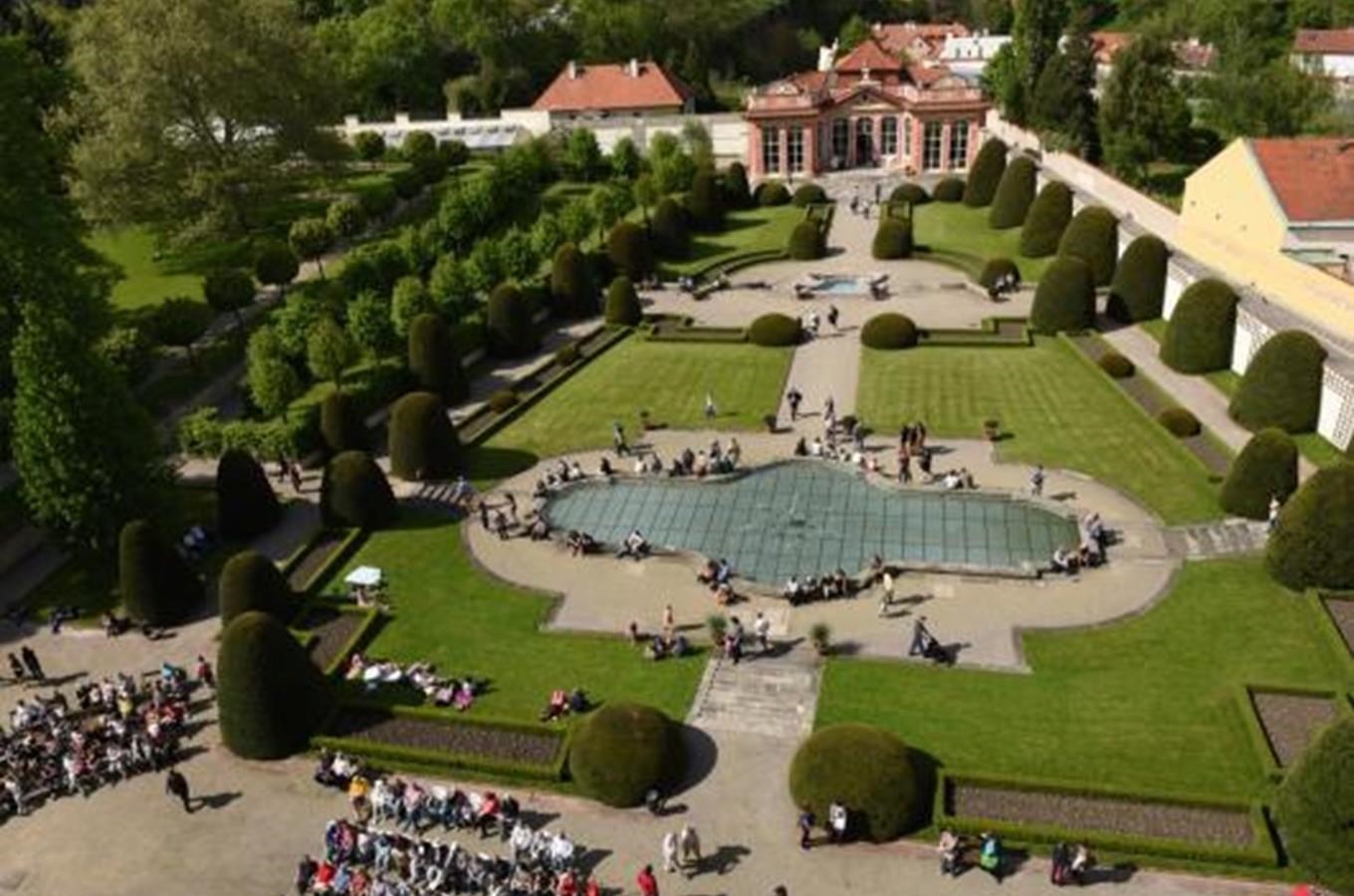 Otevřené zahrady Černínského paláce
