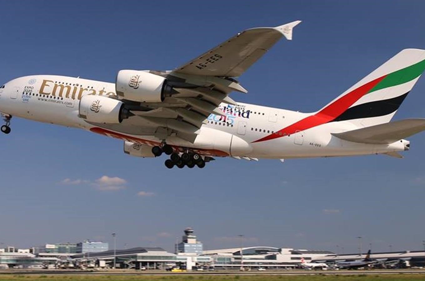 Kudy Z Nudy Nejvetsi Dopravni Letadlo A380 Emirates Na Letisti Vaclava Havla Praha