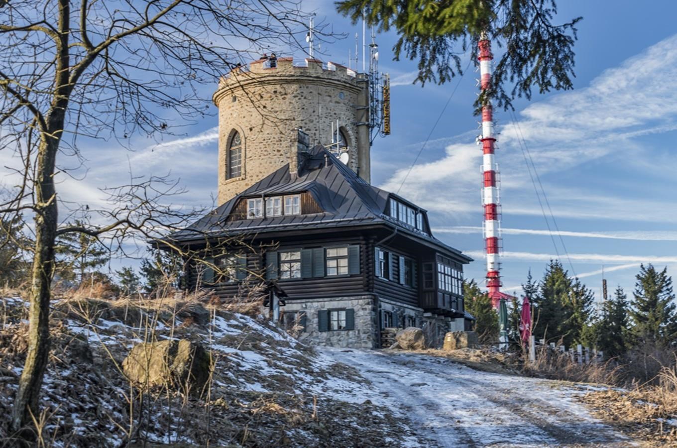 Kudy Z Nudy Rozhledna Kle V Blansk m Lese Nejstar Kamenn 