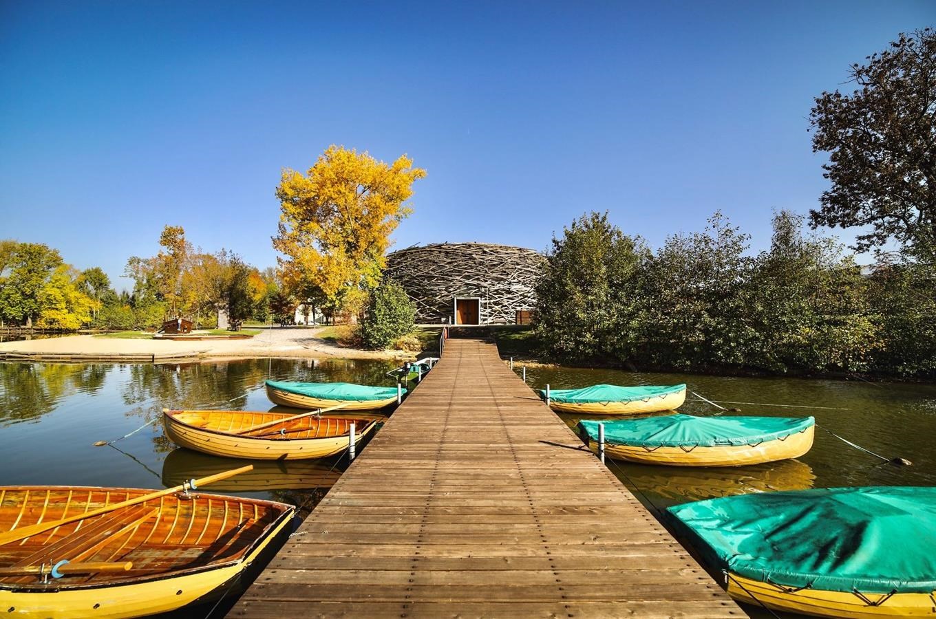 Kudy Z Nudy Capi Hnizdo Rodinny Resort Par Minut Od Prahy
