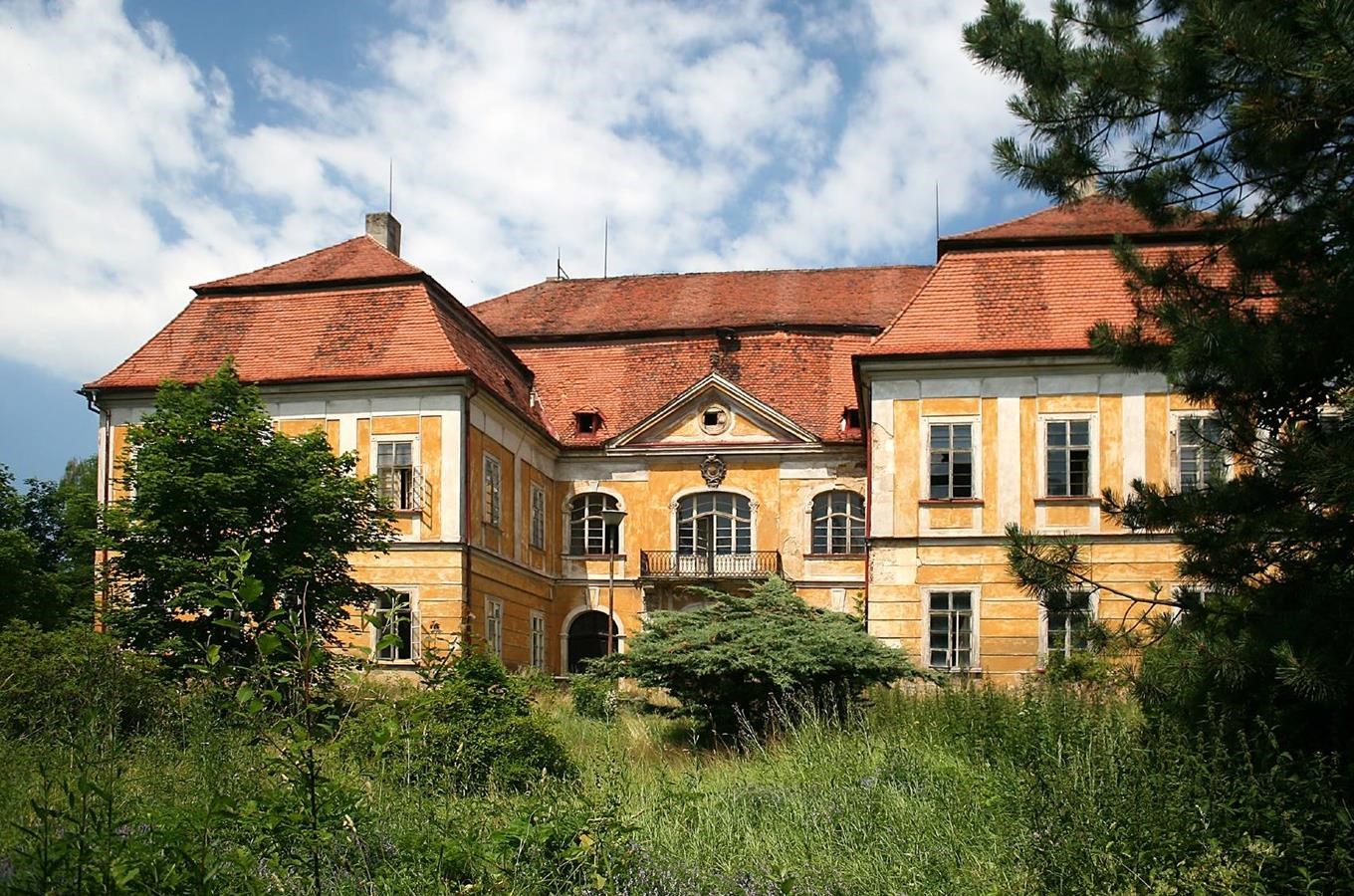 Kudy z nudy Zámek Olešná u Rakovníka