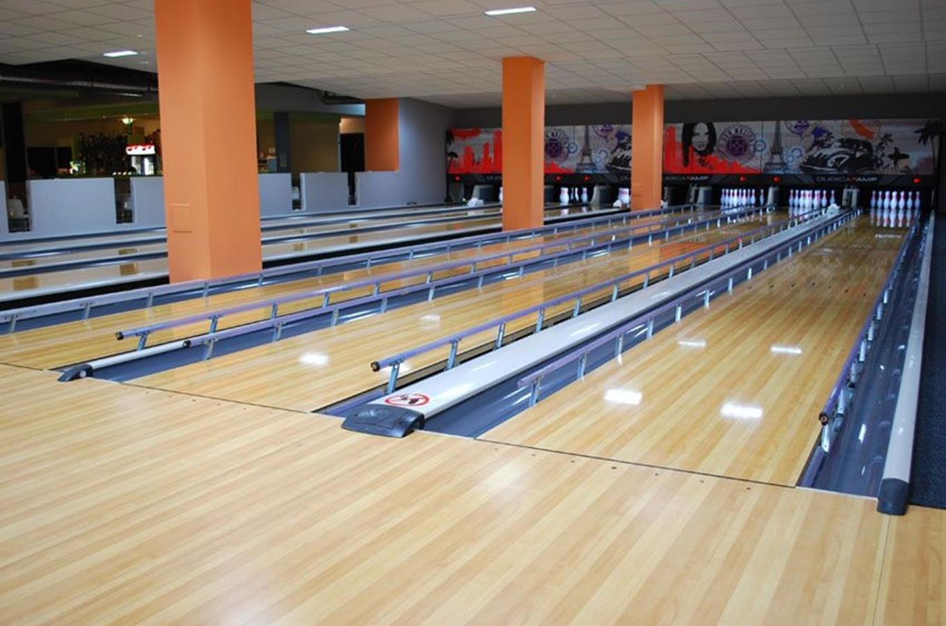 Kudy z nudy Bowling & Billiard Dejvice