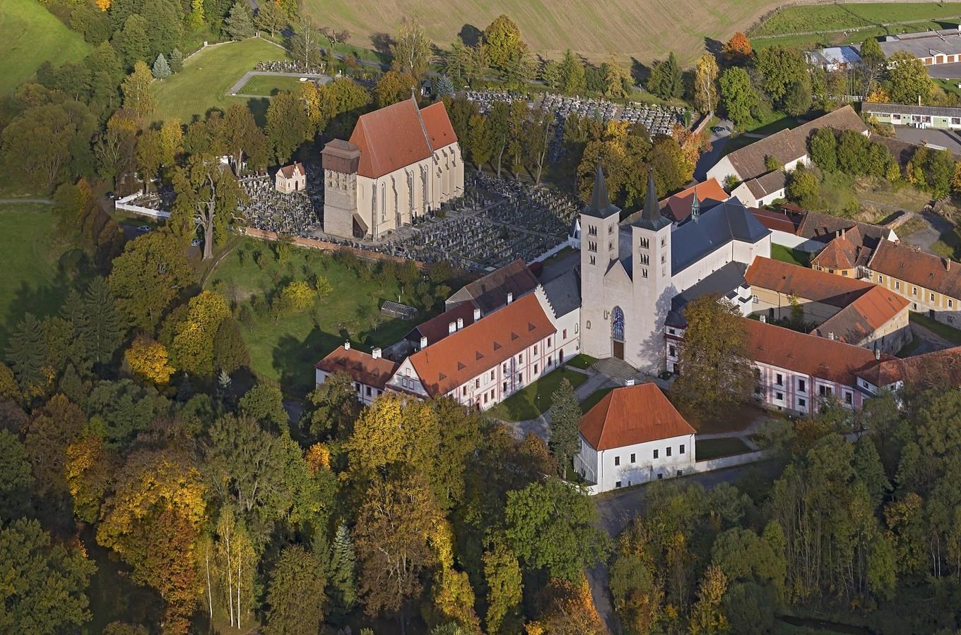 Milevský klášter bratří premonstrátů - nejstarší klášter jižních Čech